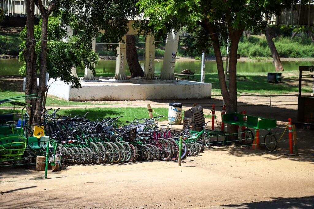 Área de renta de bicicletas en el Parque de las Riberas