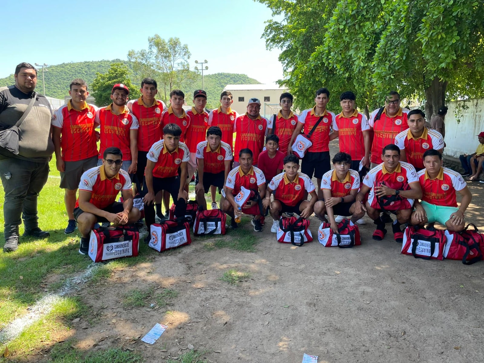 Equipo Camaroneros