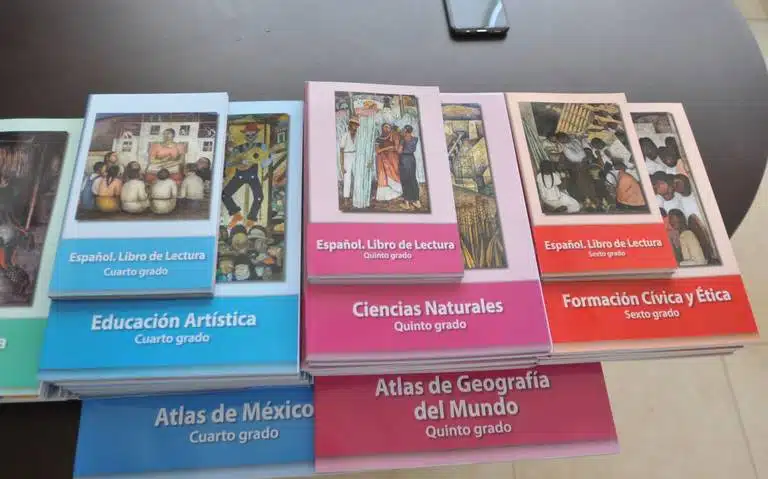 Libros de texto en México