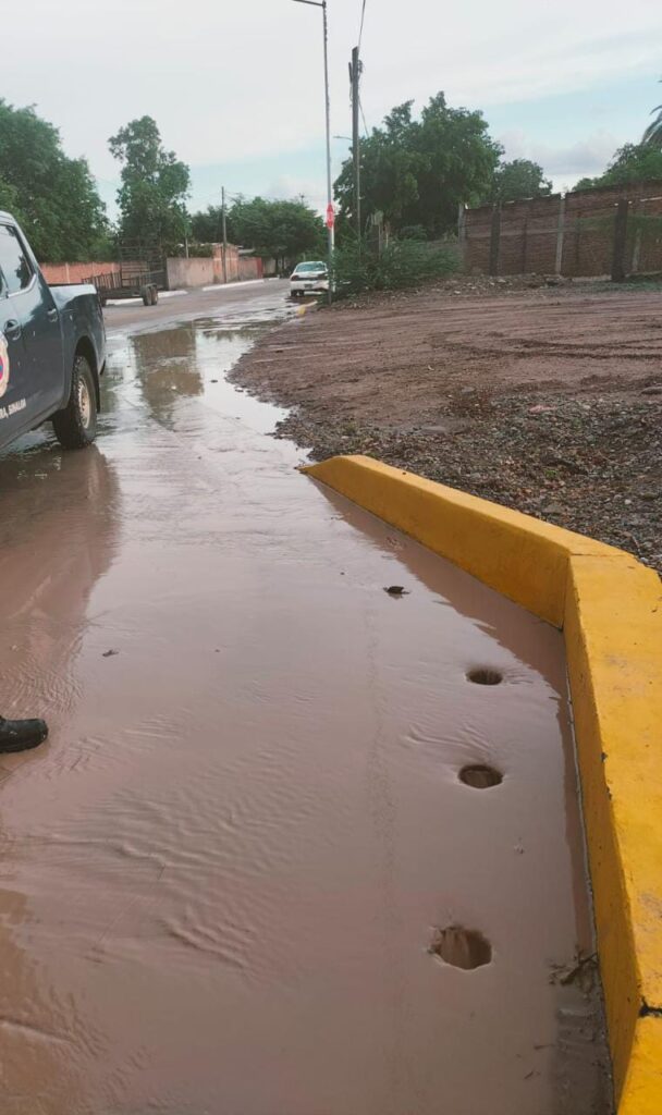 calle de Angostura inundada