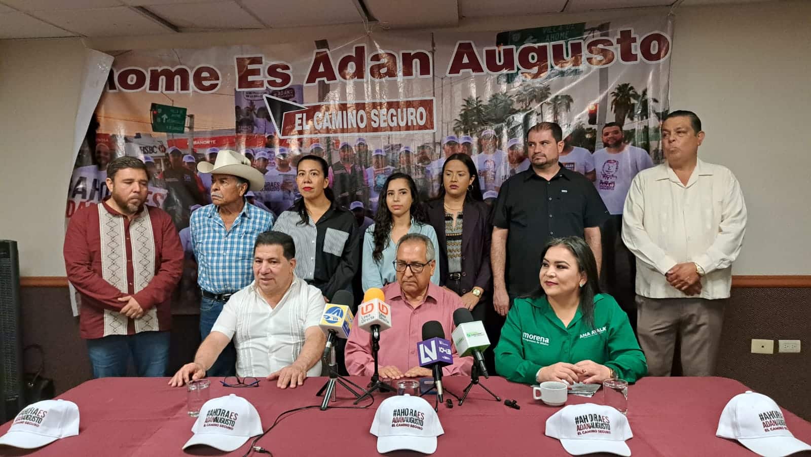 simpatizantes del movimiento de Adán Augusto.