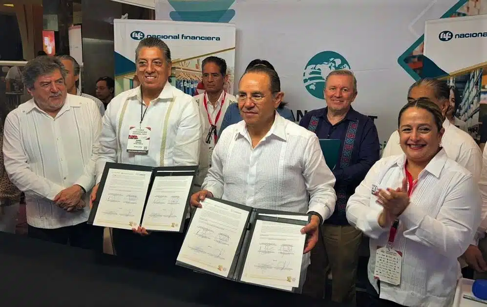 Nafin y Canacar firman convenio para respaldar a mipymes del sector transportes