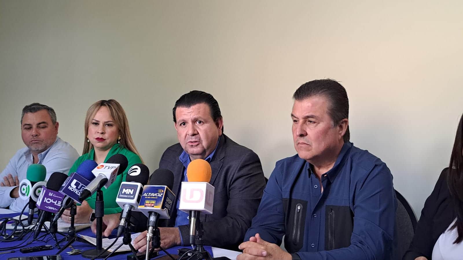José Luis Zavala en rueda de prensa