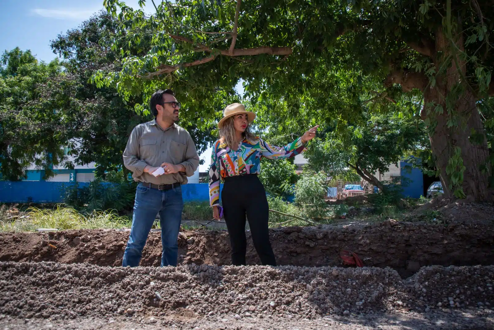 ALCALDE DE CULIACÁN JUNTO A LA SECRETARIA DE OBRAS