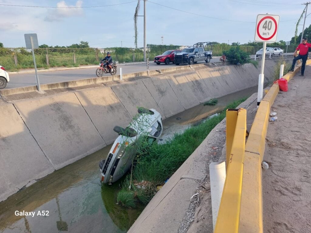 Volcadura de auto