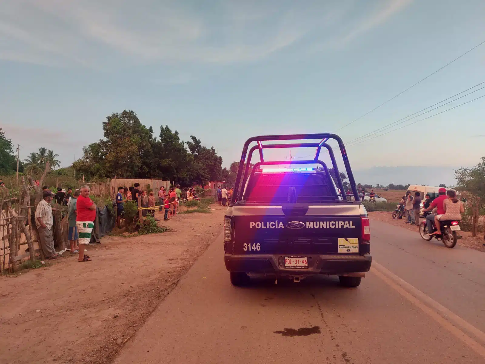 Una camioneta de la policía municipal