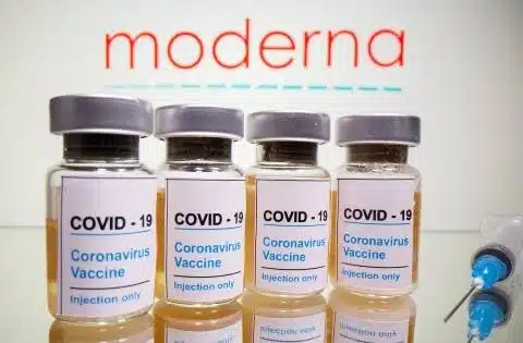 Aprueba Canadá uso de vacuna Moderna contra variante XBB.1.5 de COVID-19