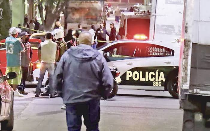 Asesina a su hermano menor con un desarmador