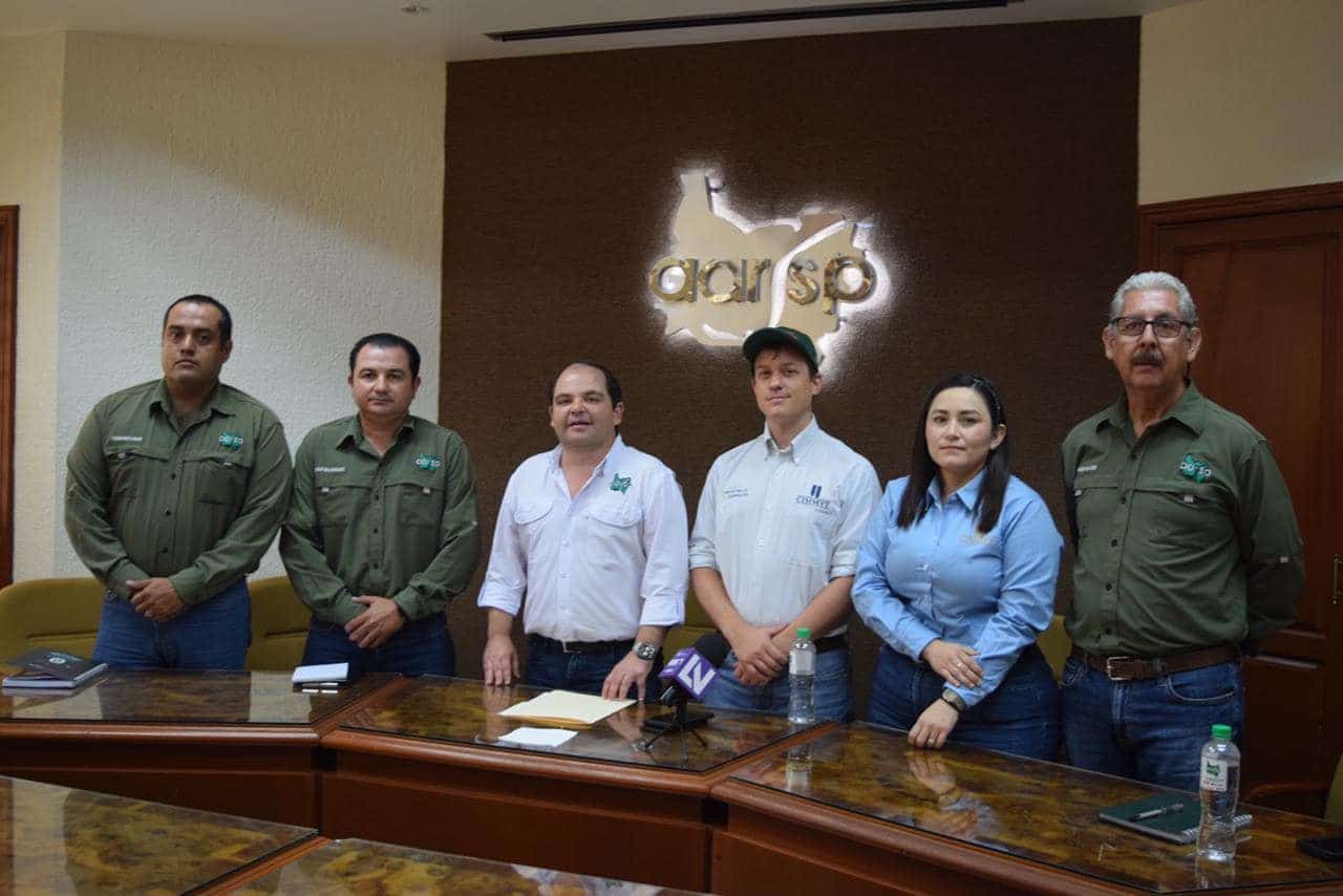 CONFERENCIA EN LAS INSTALACIONES DEL AARSP.