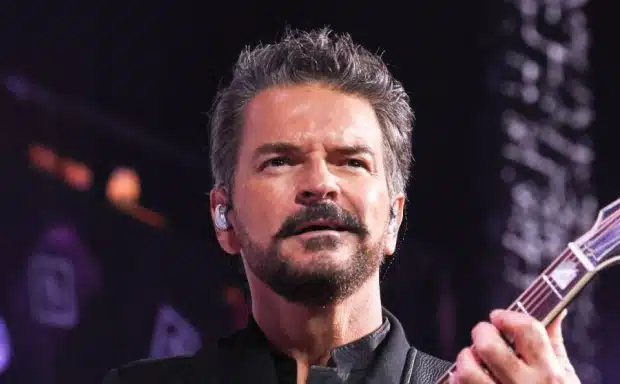 Cancela varios conciertos el famoso Ricardo Arjona; ¡se enfrenta a problemas de salud!