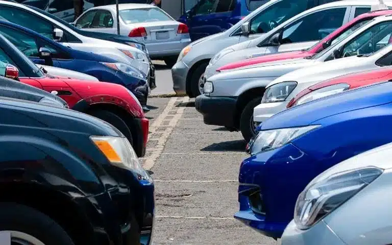 Automóviles estacionados
