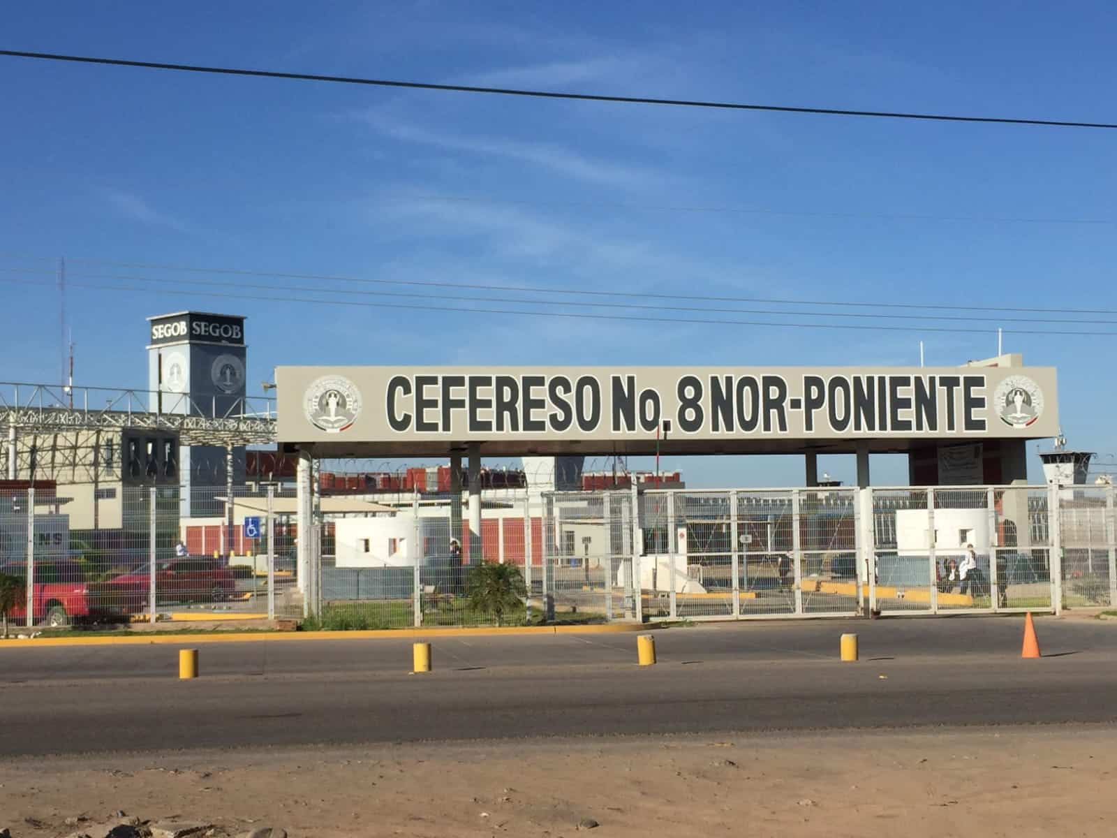 Entrada de un centro penitenciario