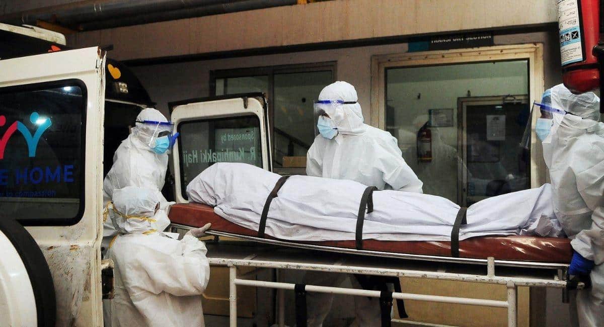 Cierran escuelas y oficinas ante un nuevo virus en India