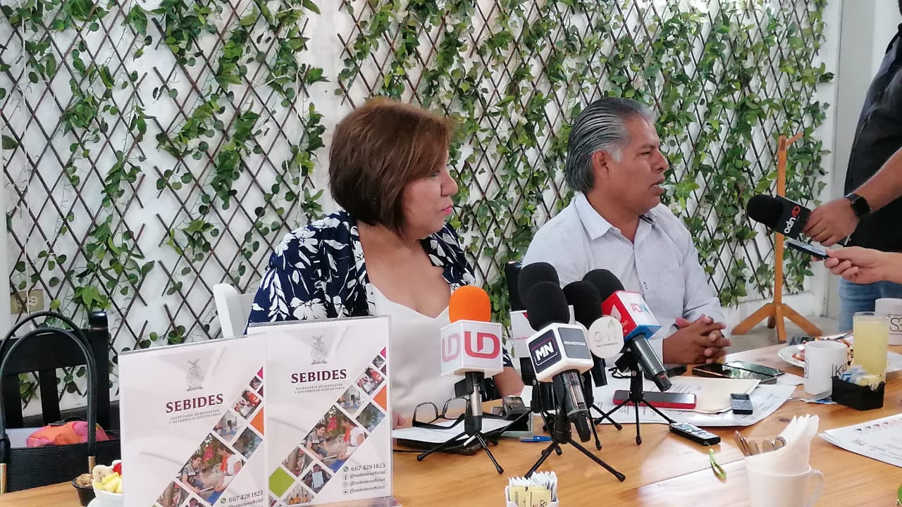 Cresencio Ramírez Sánchez, titular de Copacis, junto a María Inés Corral titular de Sebides