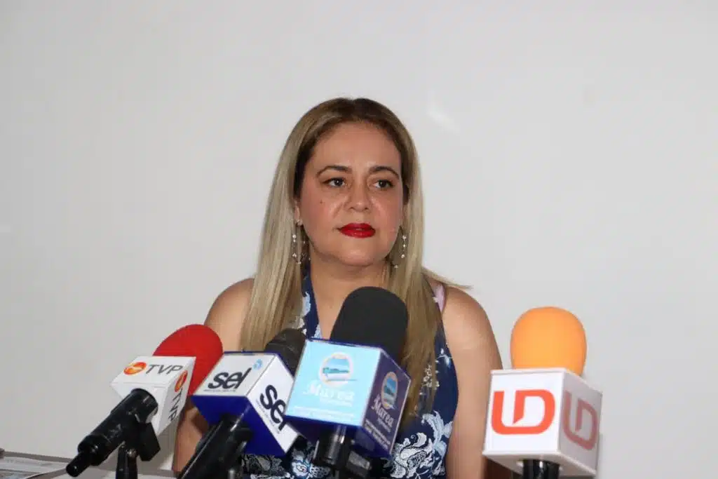 María Teresa Apodaca Muñoz, presidenta de DIF Mazatlán