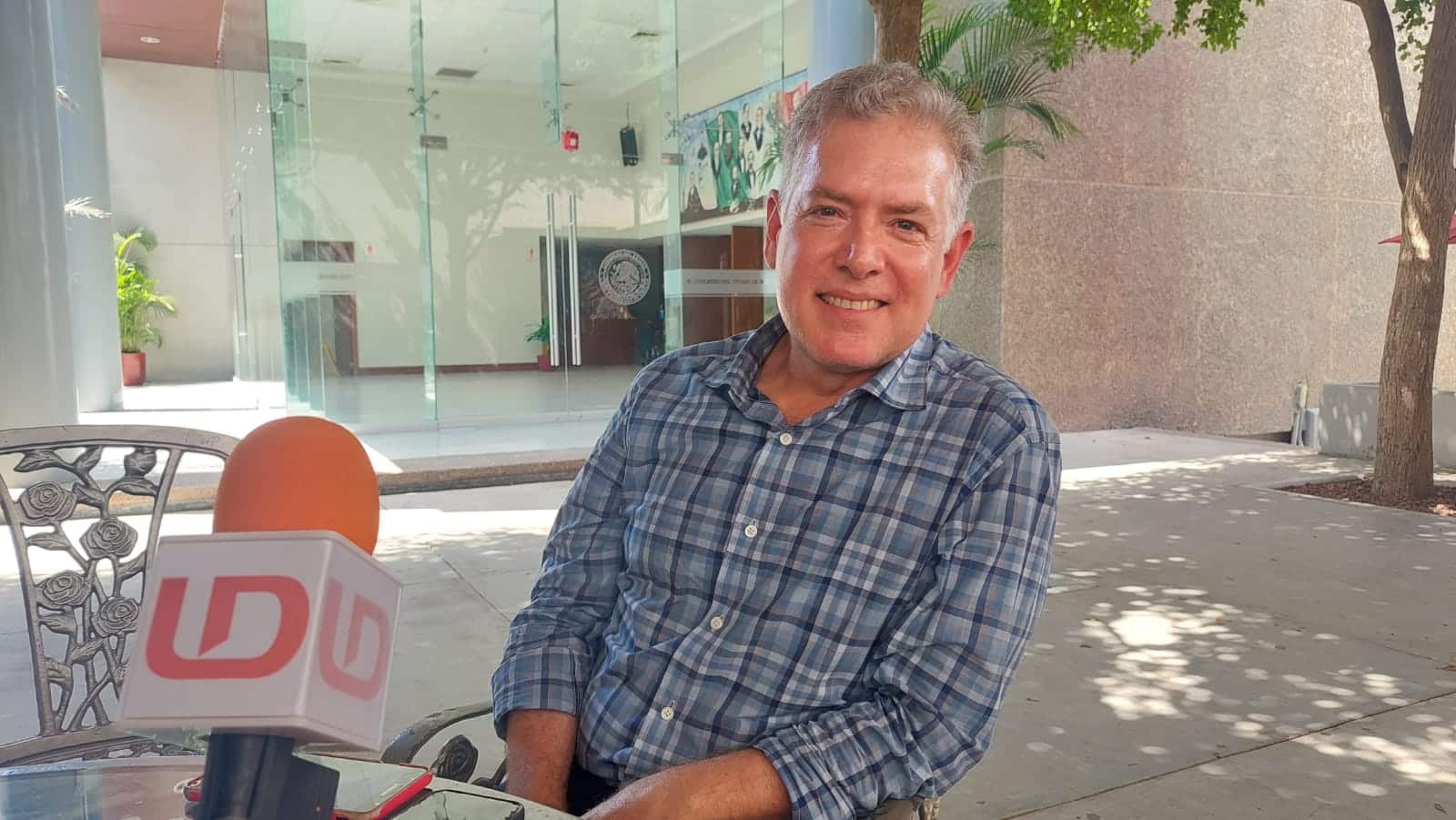 Diputado del PRI EN ENTREVISTA