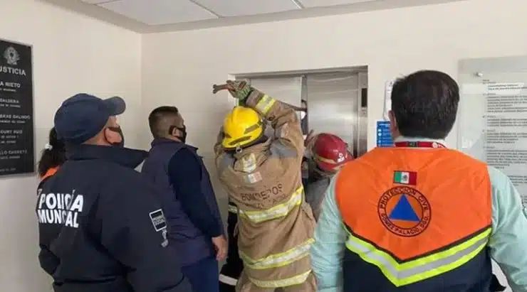 Falla elevador en hospital del ISSSTE Veracruz
