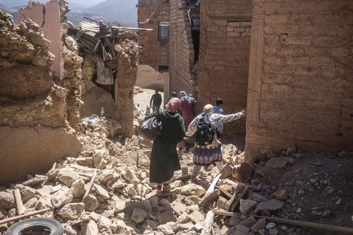 Estiman que temblor en Marruecos dejó a 100 mil niños afectados