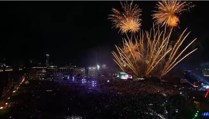 Espectáculo de fuegos artificiales en CDMX