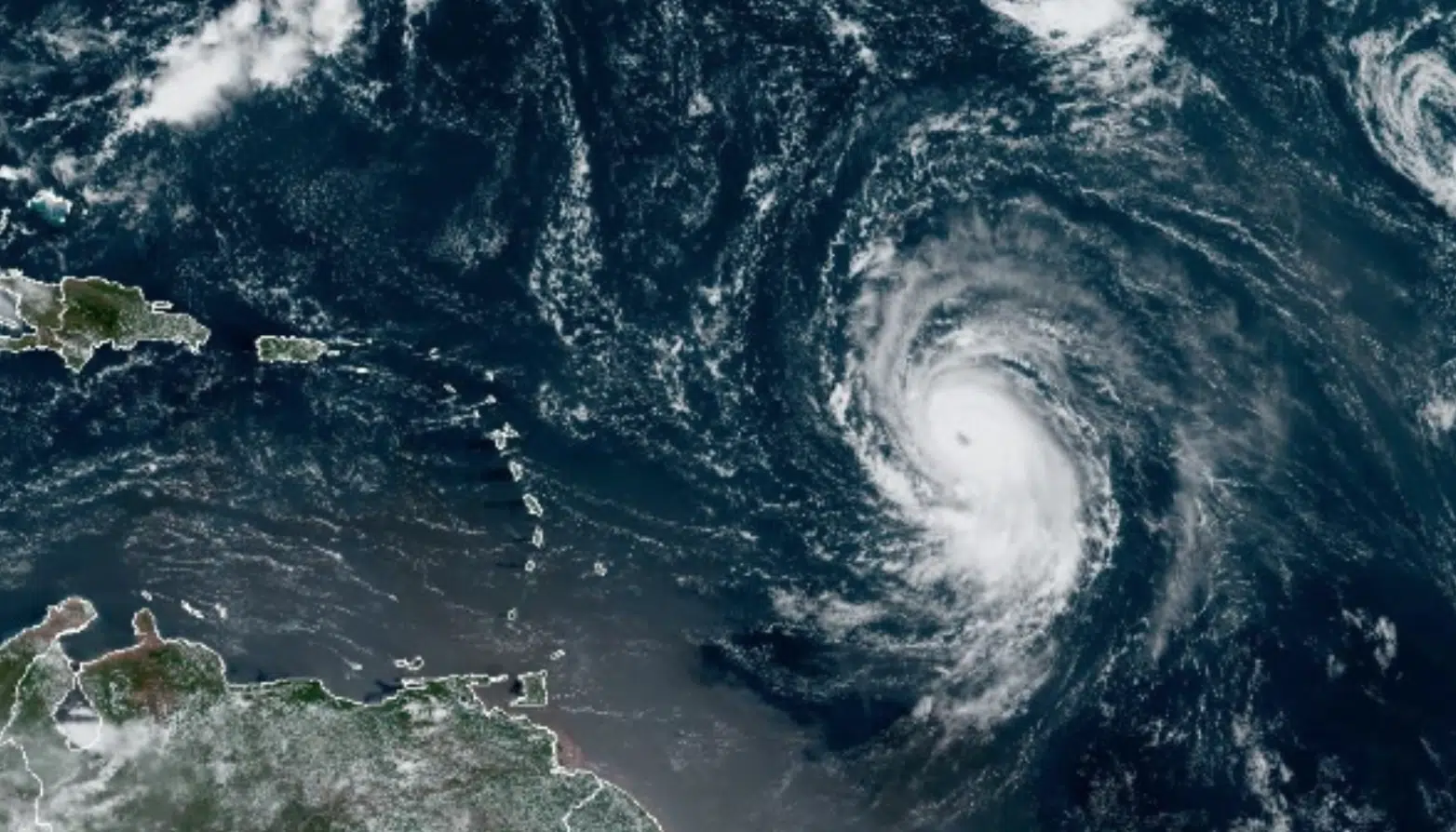 Imagen satelital del huracán Lee