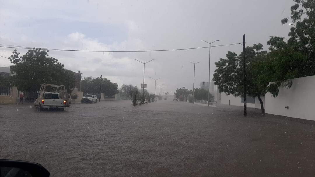 Emergencia en La Paz, BCS, por fuertes lluvias