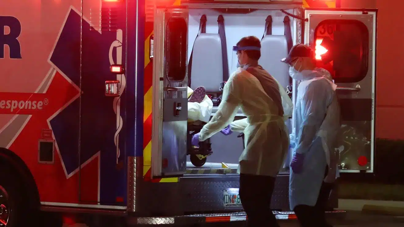 Mueren seis personas luego que tren de Florida se impactó contra camioneta