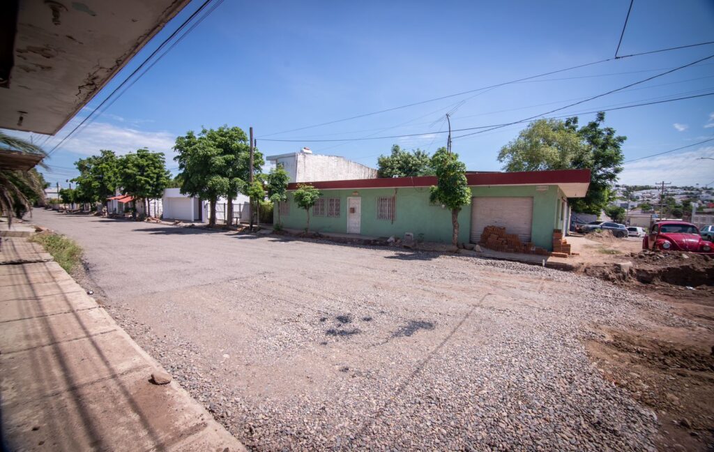 pavimentación en colonias de Culiacán