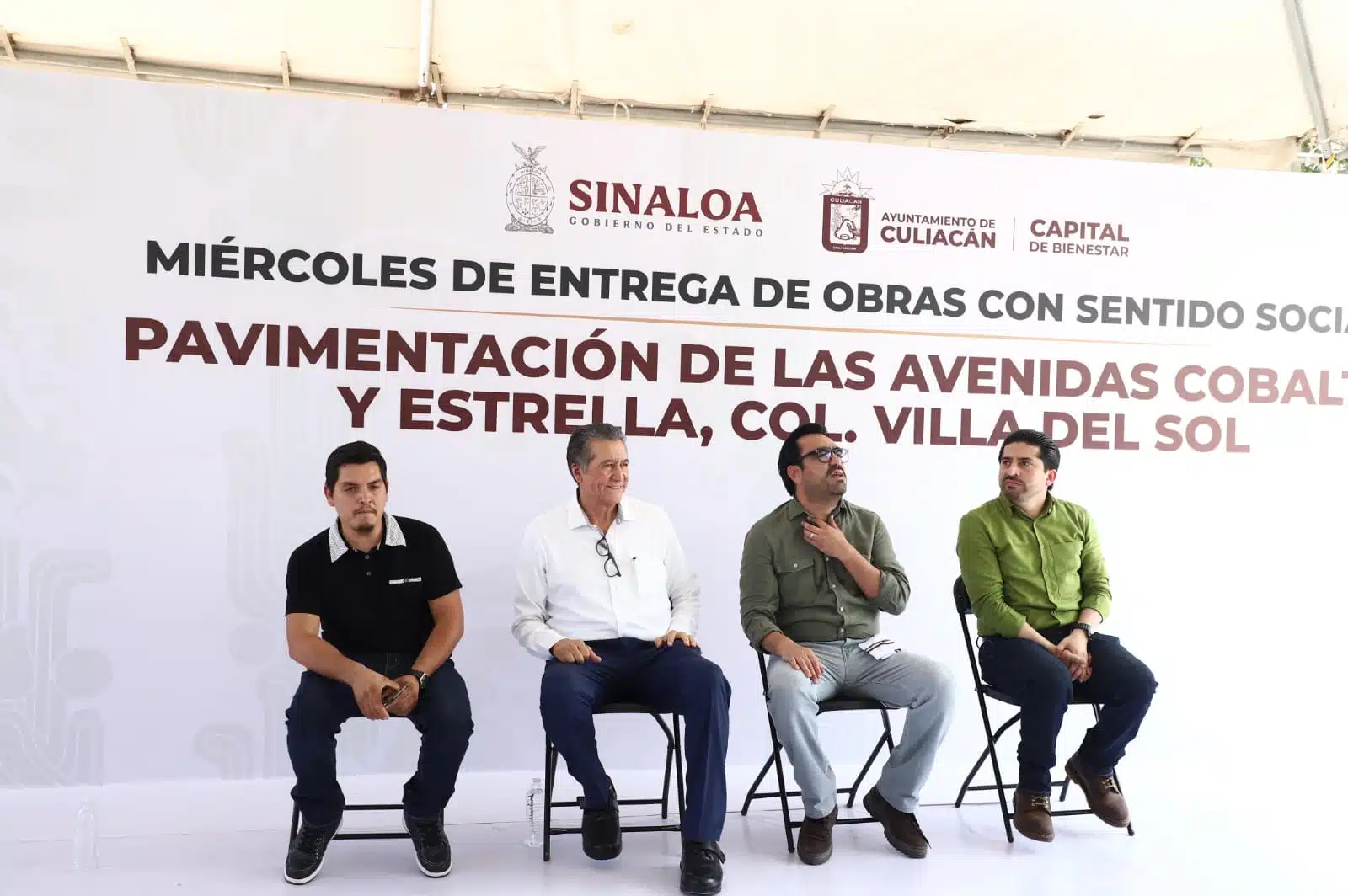 El alcalde Juan de Dios Gámez Mendívil hizo entrega oficial de la pavimentación de las avenidas Cobalto y Estrella