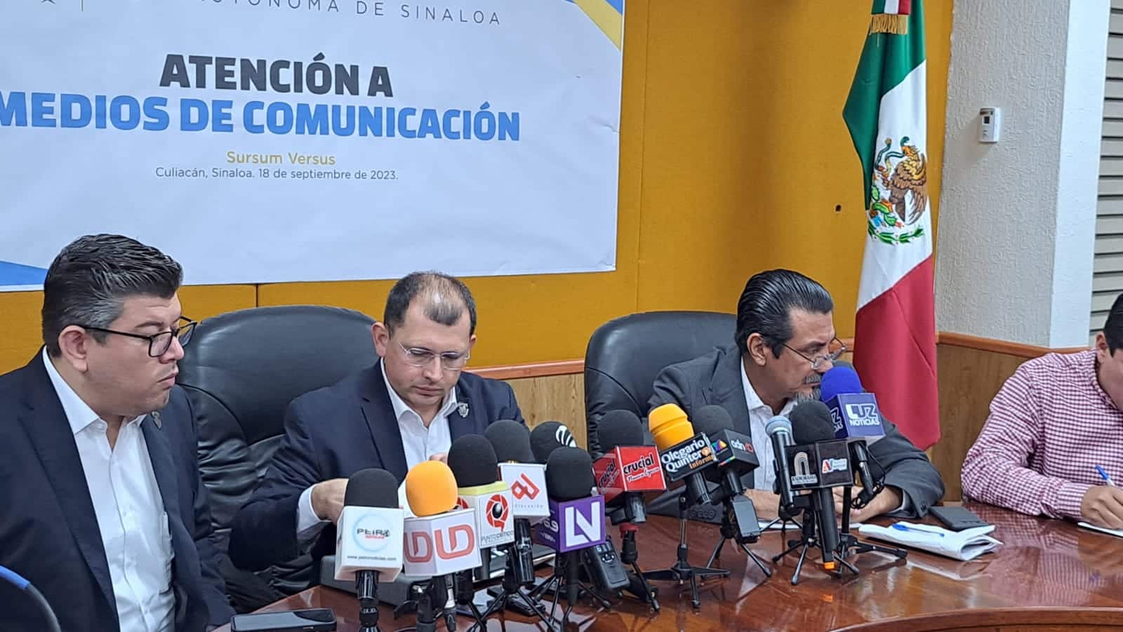 El secretario general de la Universidad Autónoma de Sinaloa, Robespierre Lizárraga