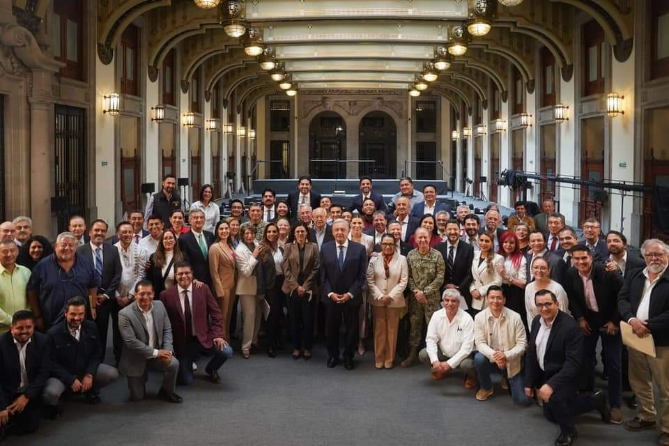 AMLO preside reunión en la CDMX