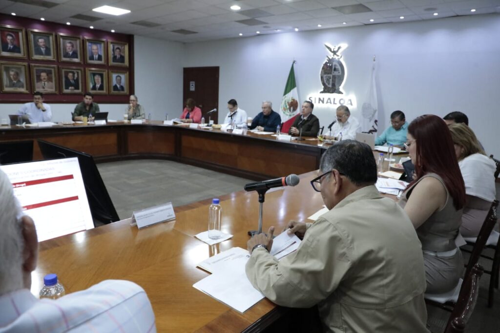 Reunión del gabinete de Rubén Rocha Moya