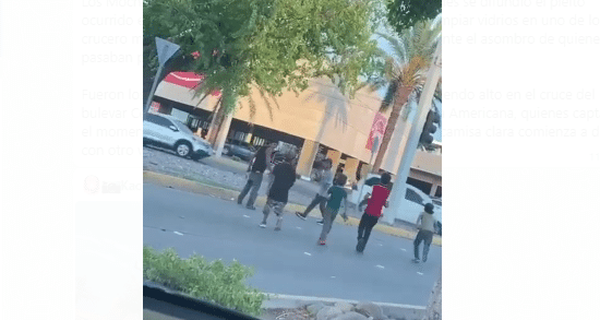 Momento en el que surge la pelea en Los Mochis