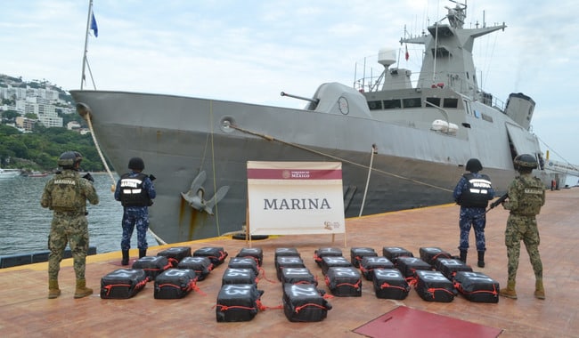 Marinos con droga de comisada en Acapulco