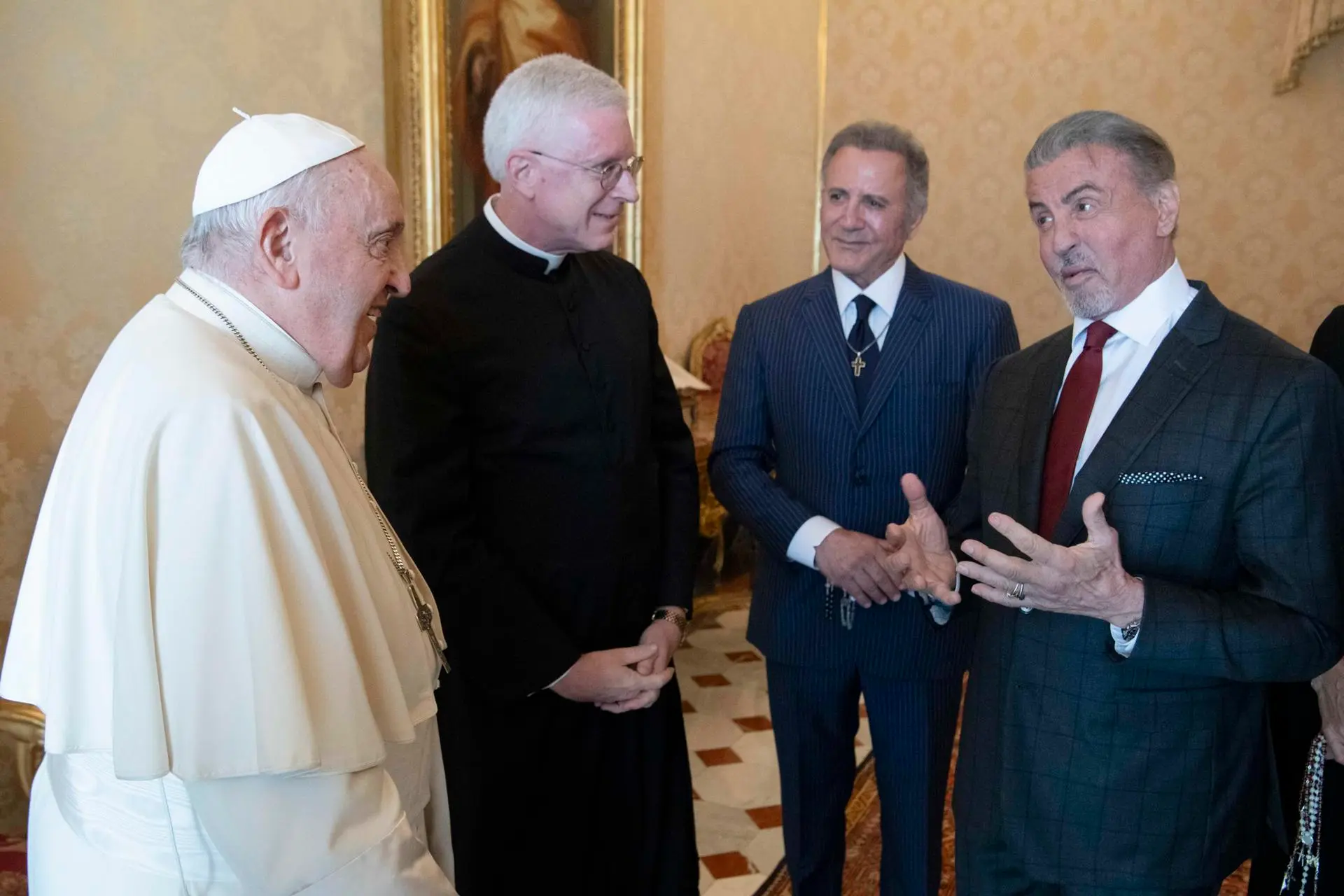 El actor de Hollywood junto al papa Francisco 