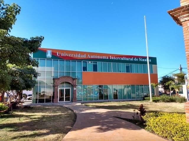 entrada de la uaim los mochis