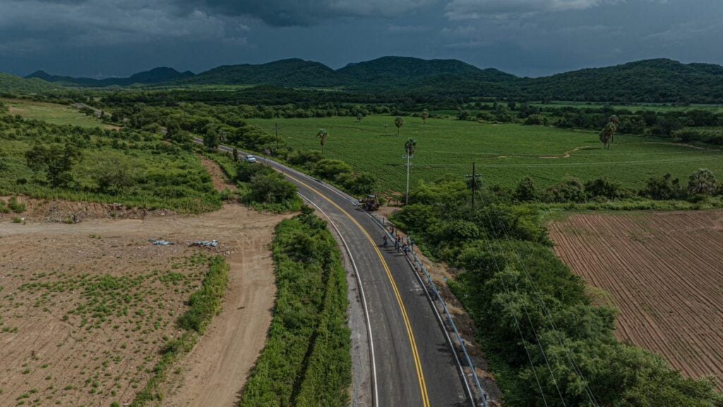 Carretera en construcción del Évora