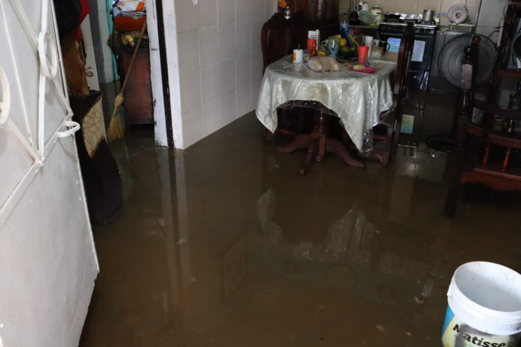 Viviendas afectadas por lluvias en Mazatlán