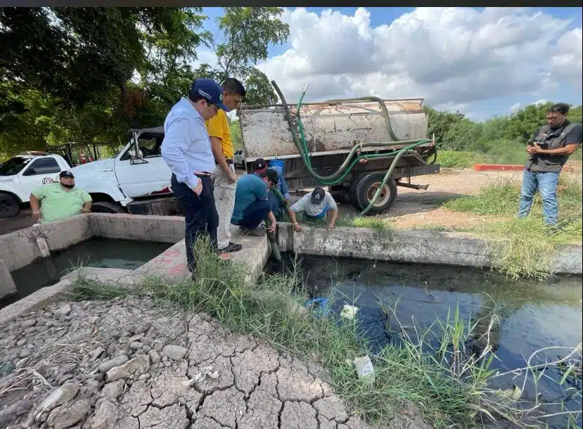 Caso de contaminación de canal de agua por caída de fertilizante en Los Mochis