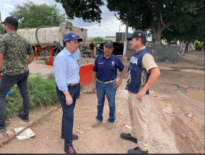 Caso de contaminación de canal de agua en Los Mochis