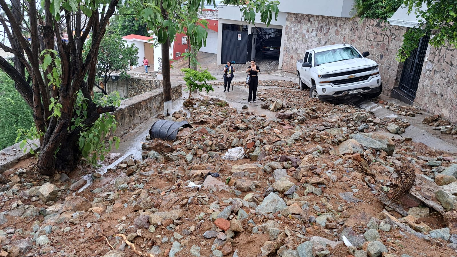 deslave en cerro de la Nevería