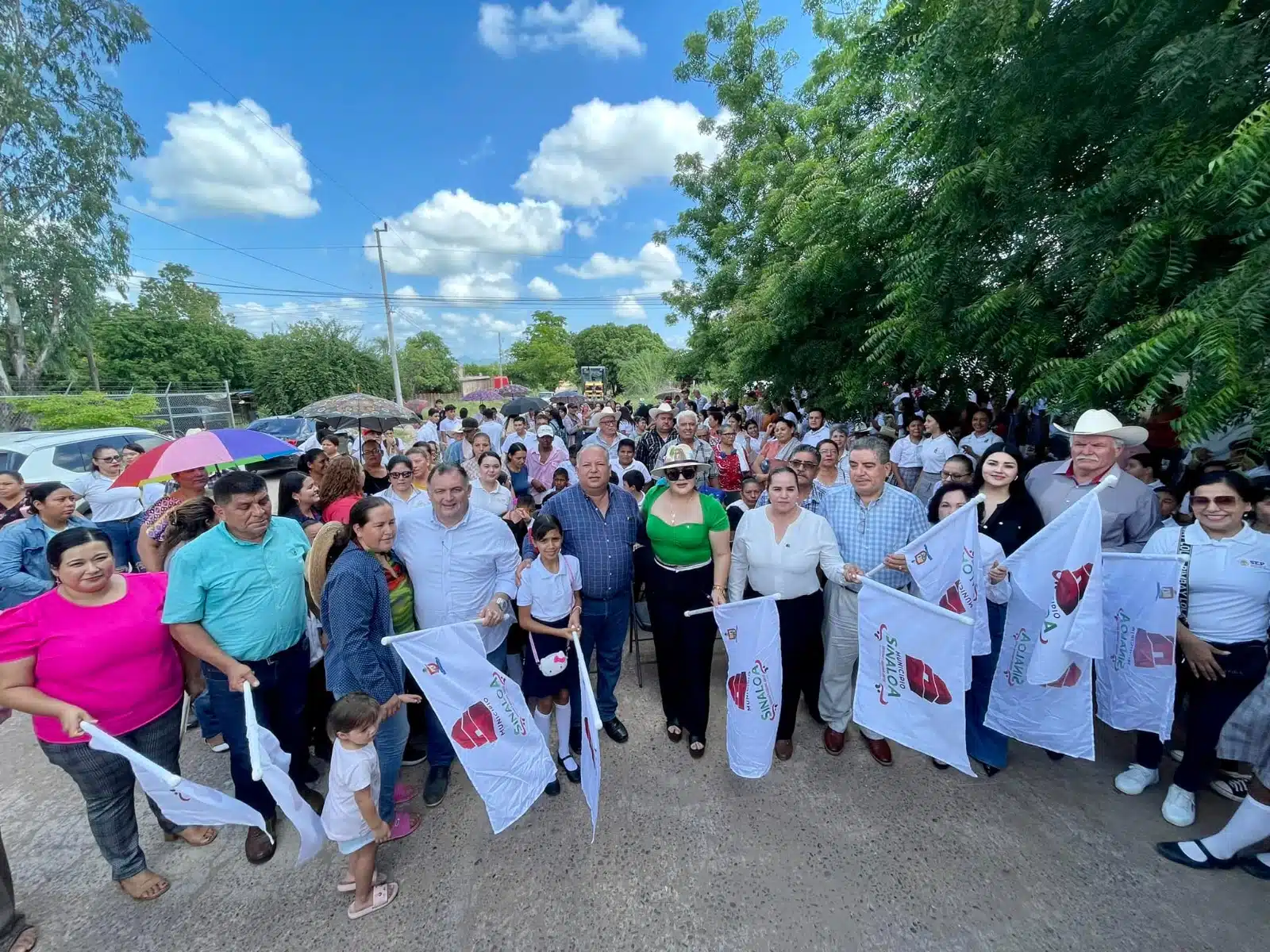 Banderazo de obras