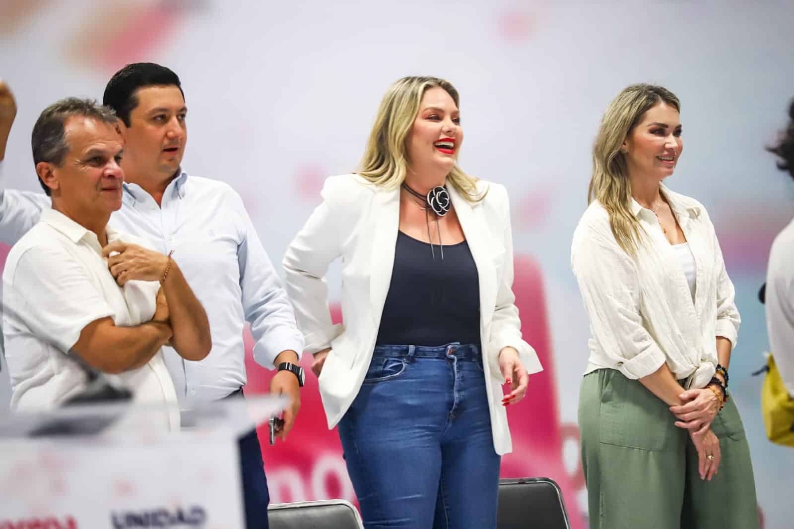Expanistas y expriistas que se sumaron a Morena
