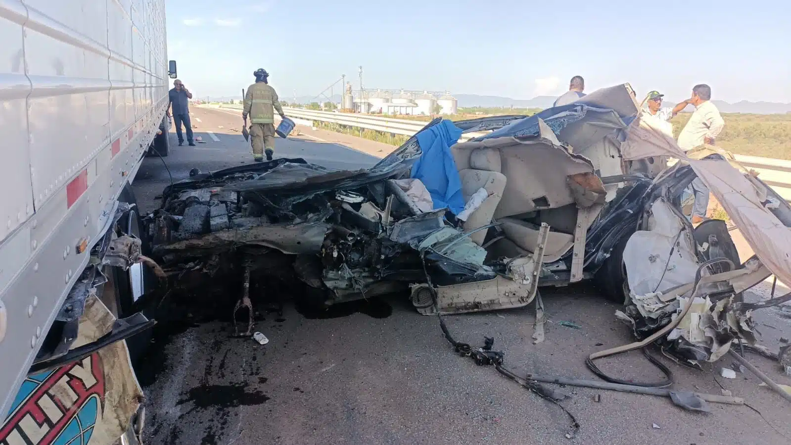 Accidente de auto en el carrizo