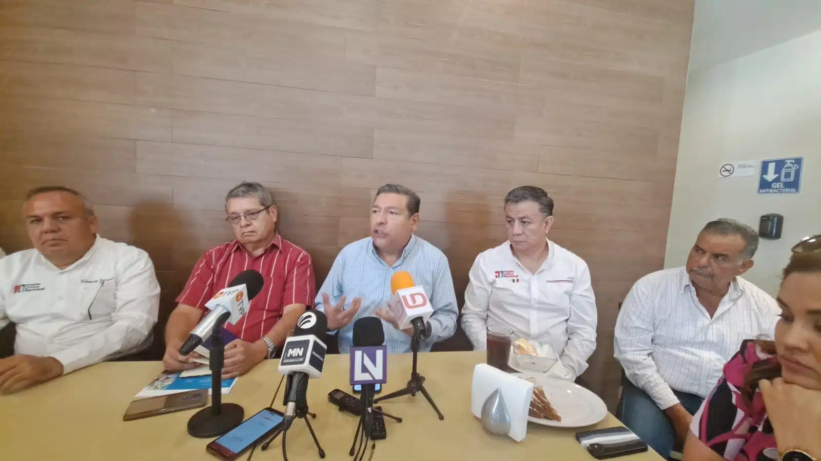 Frente Civico Nacional y  Amigos de Xóchitl por Sinaloa celebran acuerdo para buscar triunfo electoral en 2024