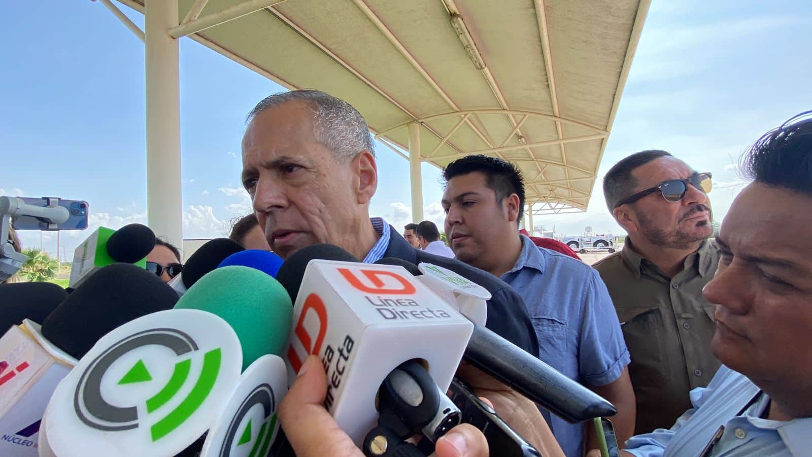 Gerardo Vargas Landeros con medios de prensa