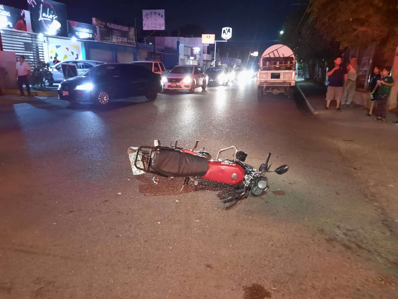 Motocicleta en la que viajaba la familia