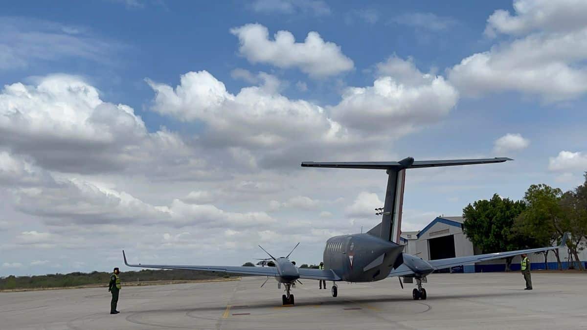 Avión en pista