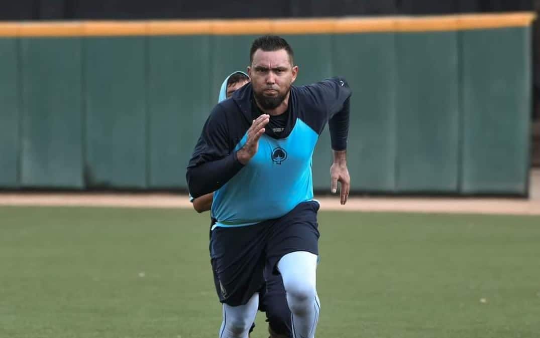El estelar primera base de Algodoneros de Guasave, Jesse Castillo,