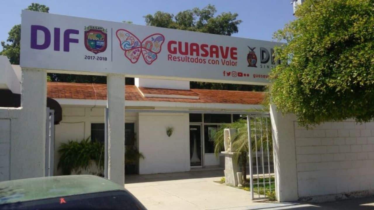 Exterior de Dif Guasave