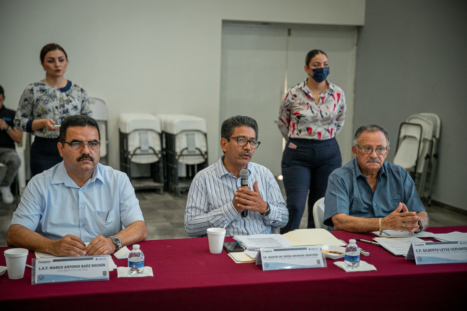Martín Ahumada Quintero en sesión de cabildo